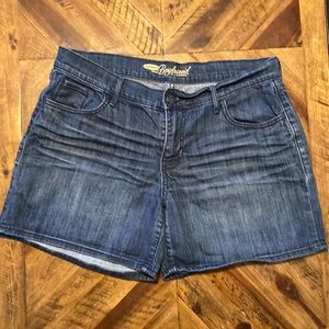 Old navy jean shorts size 8